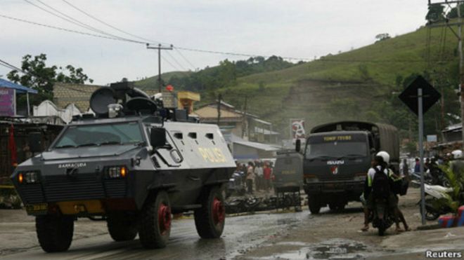 Indonesian police and military in Tolikara. Photo: BBC  