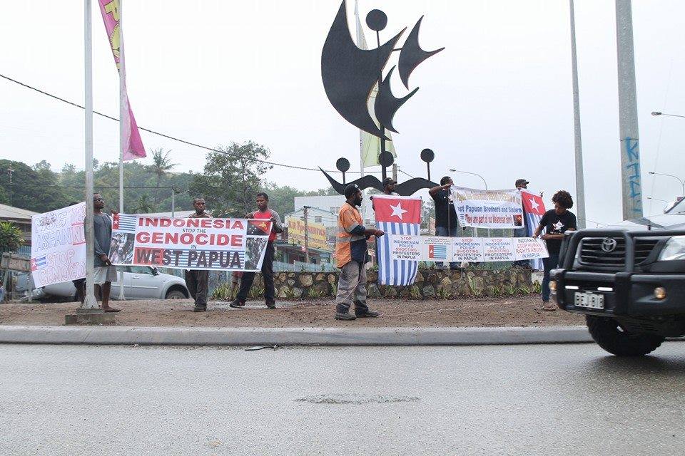 Gallery – Protests held in Port Moresby, Papua New Guinea at the arrival of the Indonesian President